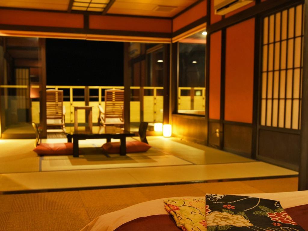 Shin Kaikatei Izumi Hotel Izu  Exterior photo
