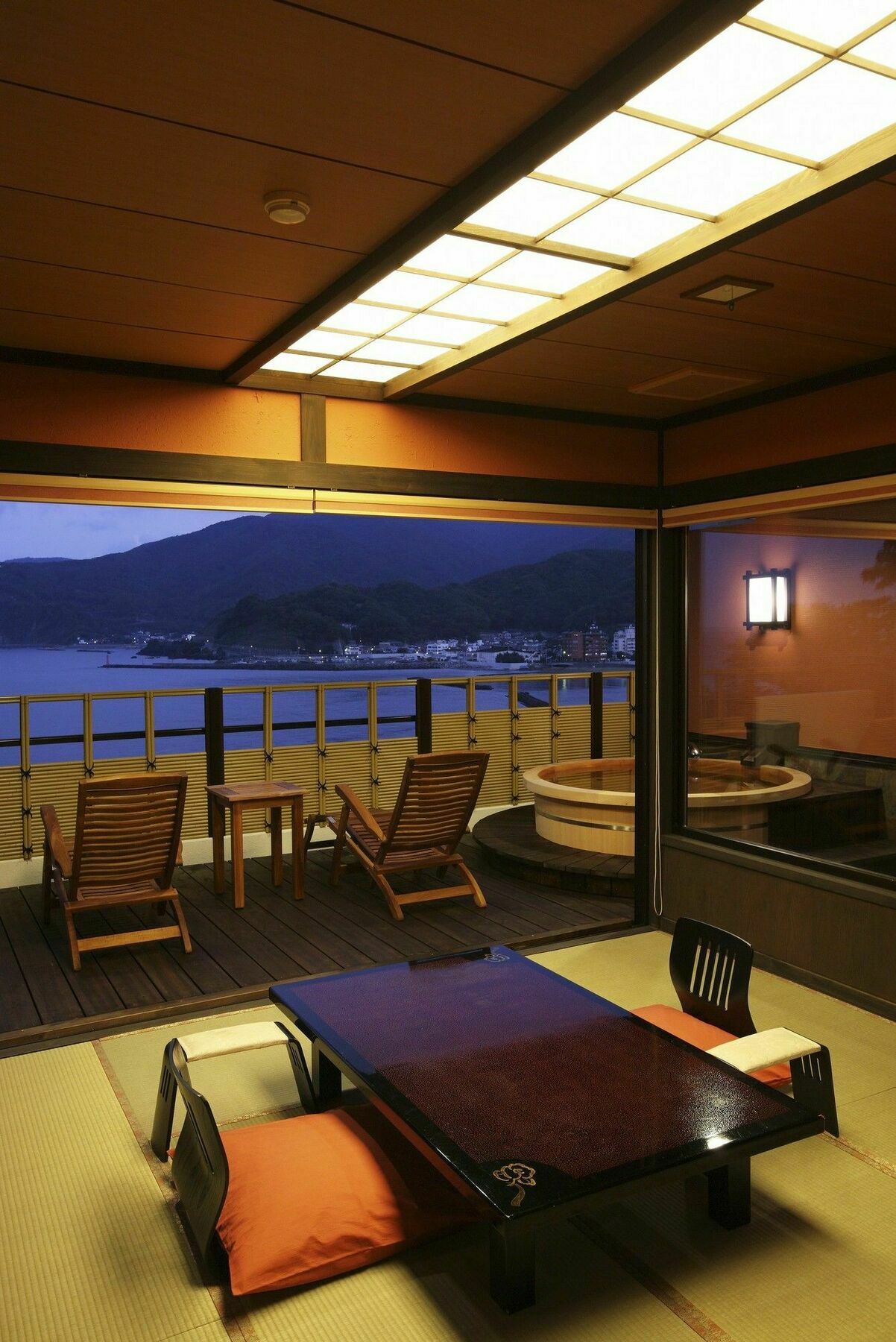 Shin Kaikatei Izumi Hotel Izu  Exterior photo